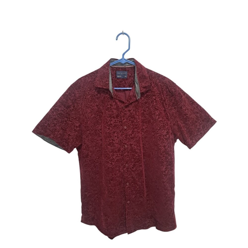 Day & Age Peony Flocked Short Sleeve Button Up Shirt Mens L Burgundy